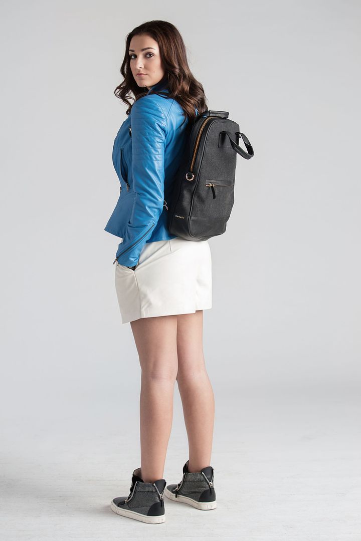 Bartaile laptop backpack will make you a backpack lover if you're not already