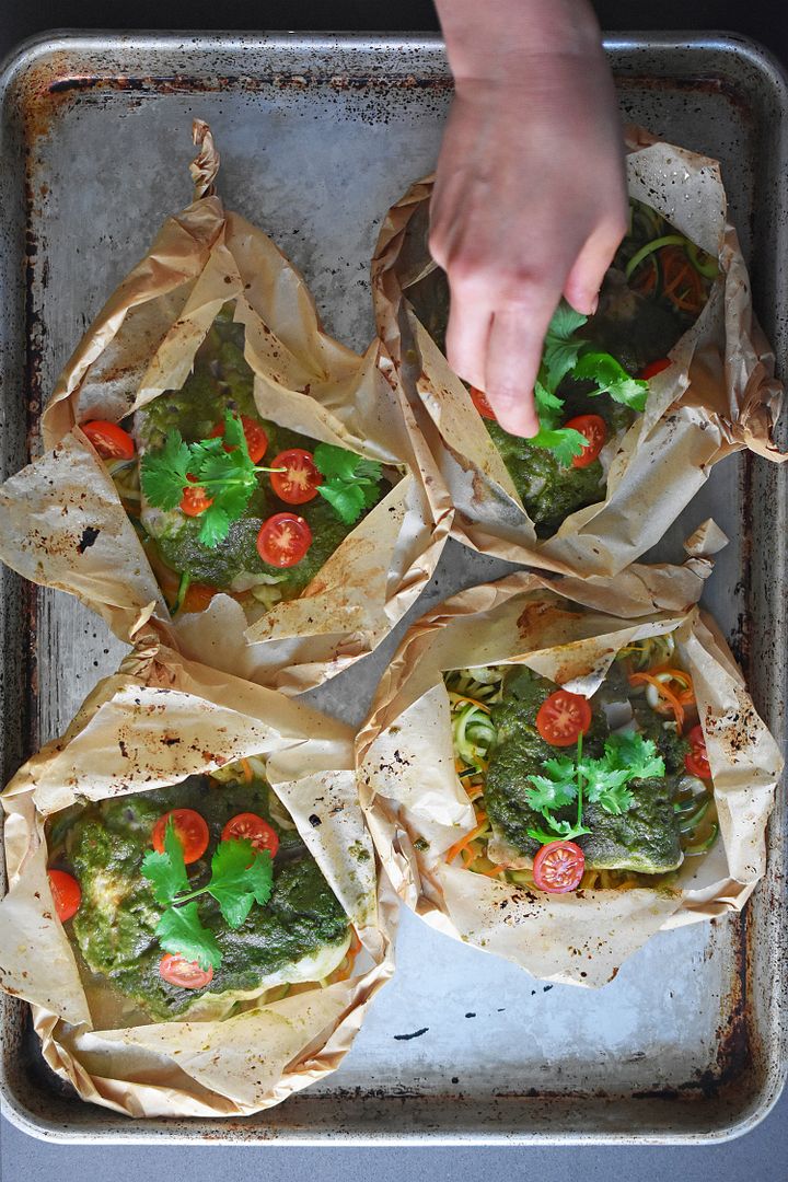 Cool Mom Eats weekly meal plan: Phenomenal Green Fish Packets | Nom Nom Paleo