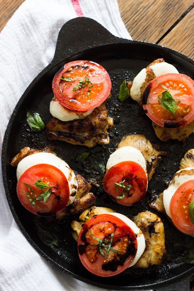 On this week's Cool Mom Eats meal plan, a 20-minute summery take on Chicken Parmesan: Easy Skillet Chicken Caprese | Little Broken