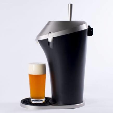Let Dad turn any can, bottle or growler of beer into a draft with this super cool new Fizzics device (that's lightweight and portable, too!). What a cool gourmet Father's Day gift! | 2016 Cool Mom Eats Father's Day gift guide