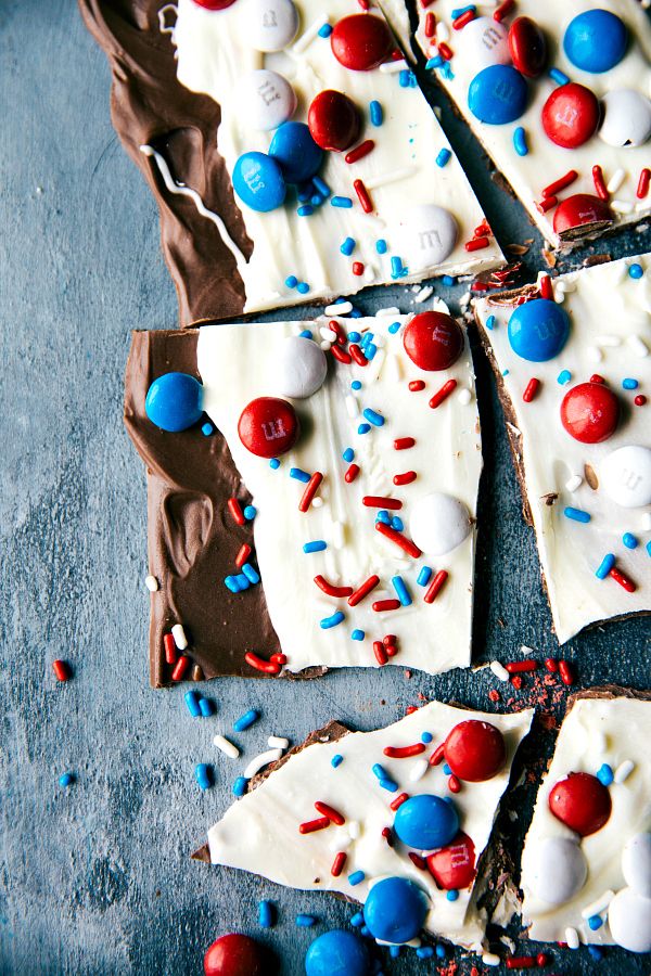 4th of July recipes | Patriotic Chocolate Bark at Chelsea's Messy Apron