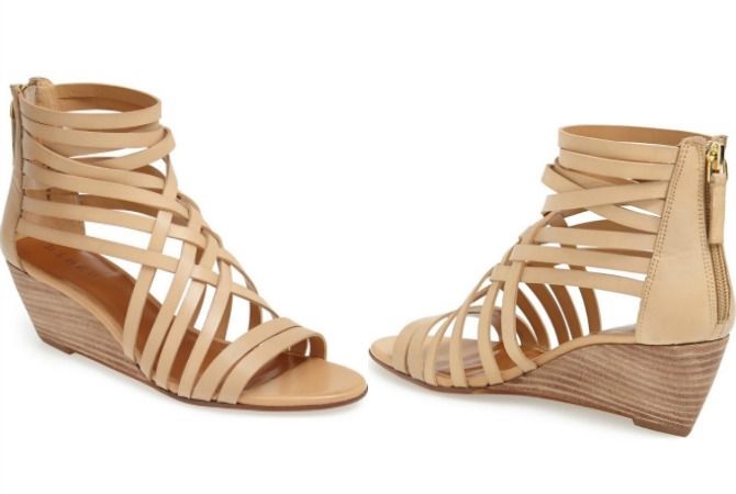 Best comfortable wedge sandals for summer | the Neta strappy leather wedge by Hinge