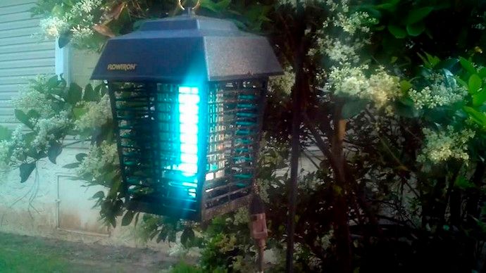 The best mosquito tech solutions: the Flowtron electronic insect killer covers 1.5 acres of mosquito territory.