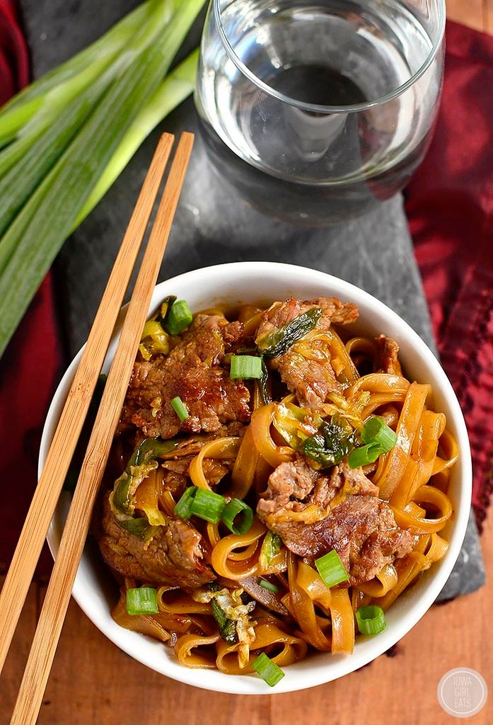 Cool Mom Eats weekly meal plan: Skip the take out and opt for this easier and way healthier Mongolian Beef and Noodle Bowls | Iowa Girl Eats