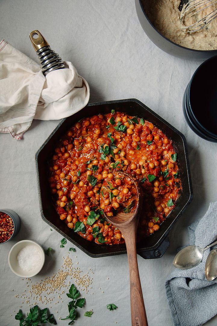 Cool Mom Eats weekly meal plan: Make chickpeas the star of your #MeatlessMonday meal with this laid-back Seven Spice Chickpea Stew with Tomato and Coconut | The First Mess