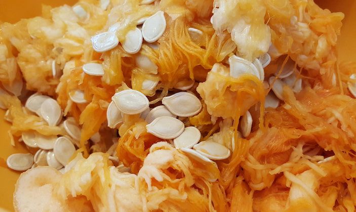 How to roast pumpkin seeds in 5 easy steps, plus 4 awesome flavor combinations | Cool Mom Eats