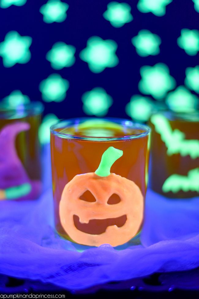 Non-scary Halloween crafts: Glow in the Dark glass clings at A Pumpkin and a Princess