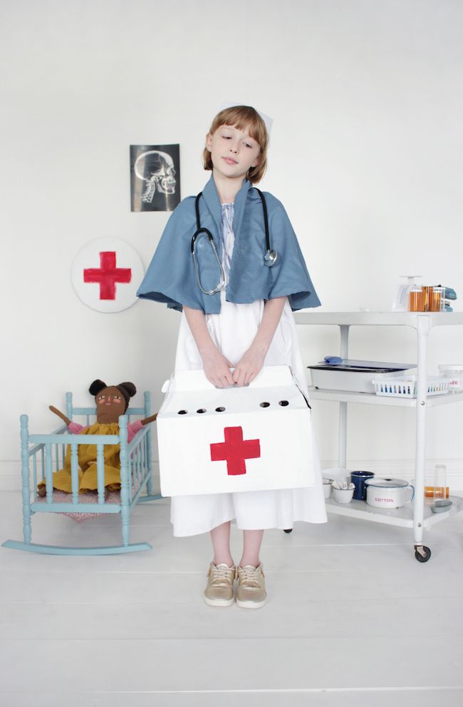 Strong girl Halloween costumes: Florence Nightingale at MerMag