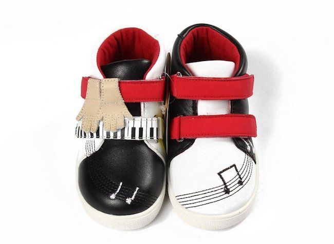 Musical kids will love the piano shoes from George & Georgette. Check out those tiny hands playing on the keyboard!