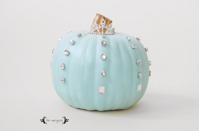 Non-scary Halloween crafts: Princess pumpkins at Five Marigolds