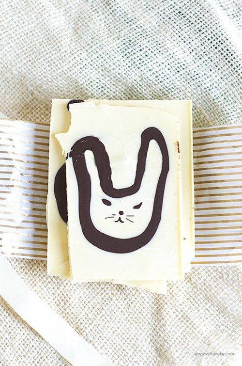 Cute and easy Easter treats kids can make themselves: Modern bunny bark at Willowday