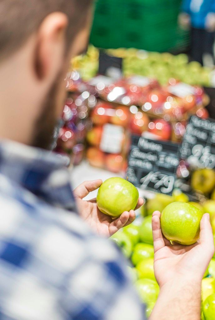 Tips and tricks to save money at the grocery store each and every time | Cool Mom Eats