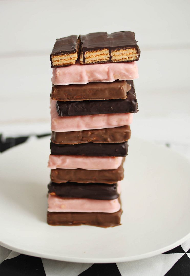 DIY movie theater candy recipes: Copycat Kit Kat Bars | A Beautiful Mess