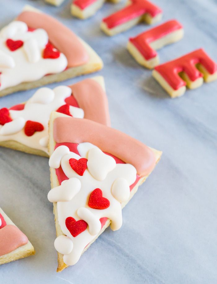 Take a Little Pizza My Heart cookies for Valentine's Day | Bake at 350