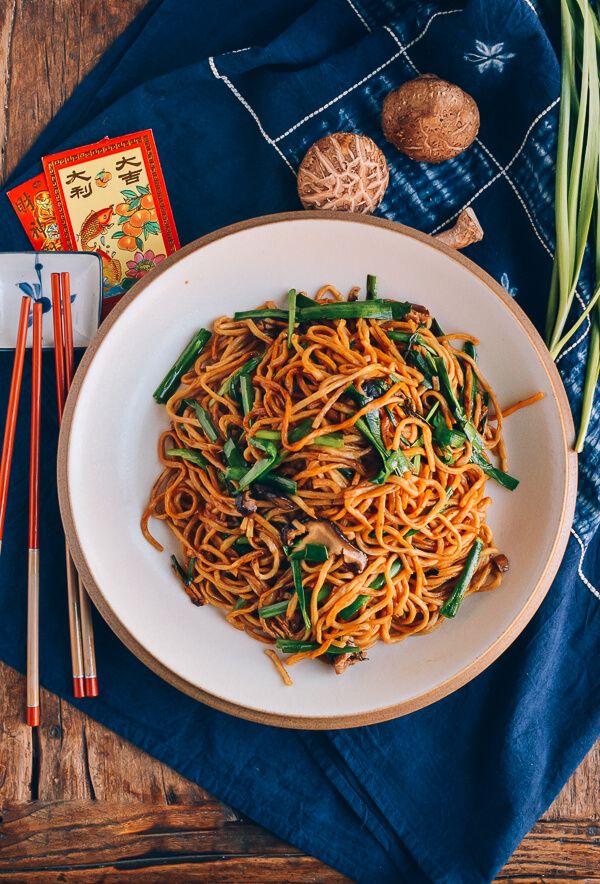 Our favorite Chinese food blogs to celebrate Chinese New Year 2017: Noodles de longa vida nos Woks da vida