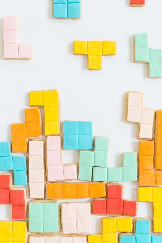 We can't get enough of these fun DIY Tetris Cookies at Sugar and Cloth