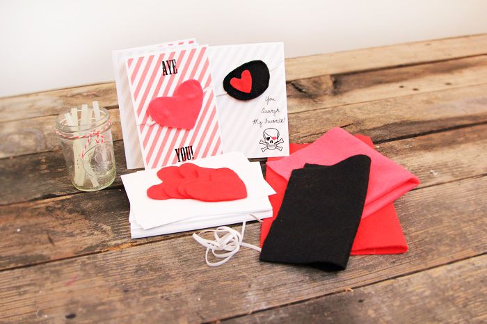 Free printable Valentines for the classroom: Pretty Prudent's miniature pirates? Grrrrrreat!