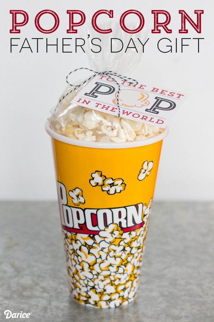 Father's Day food gifts that the kids can help make: Popcorn Father's Day gift with free printables at Live Craft Love