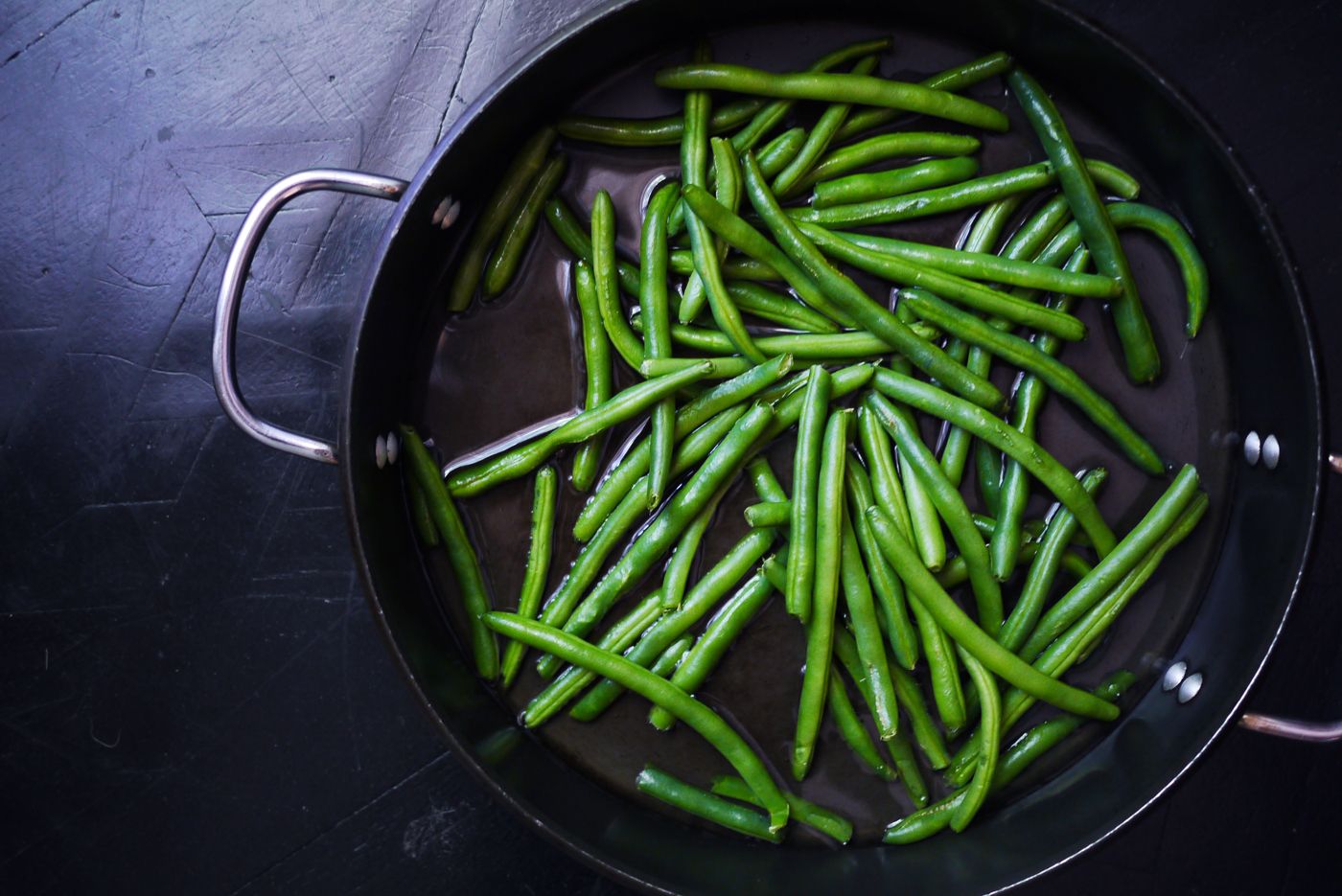 How to cook green beans in seven minutes flat: Our favorite method for a quick side dish any night of the week | Cool Mom Eats