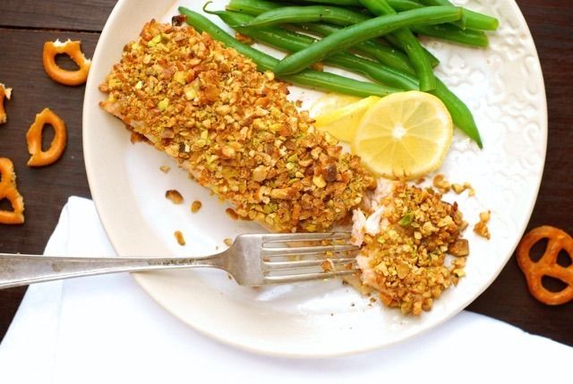 Healthy dinner recipes for your picky eater: Gluten free Honey Mustard Pretzel and Pistachio Crusted Salmon at Glutino 