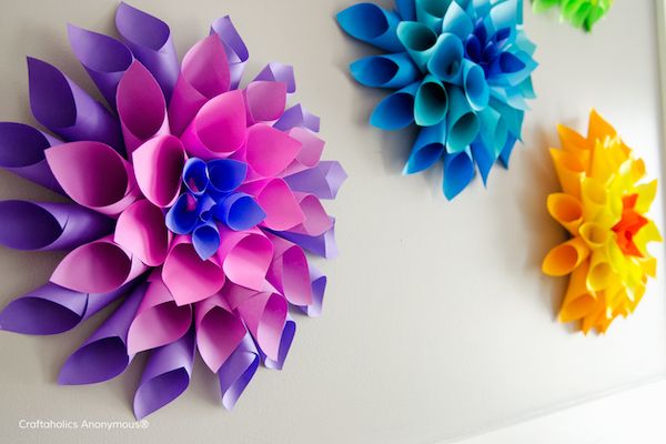 Flower crafts for kids: Paper Dahlias by Craftaholics Anonymous