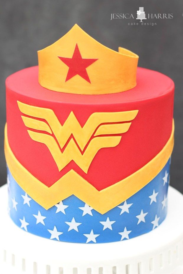 Superhero party themes for girls: Wonder Woman Cake by Jessica Harris Cake Design