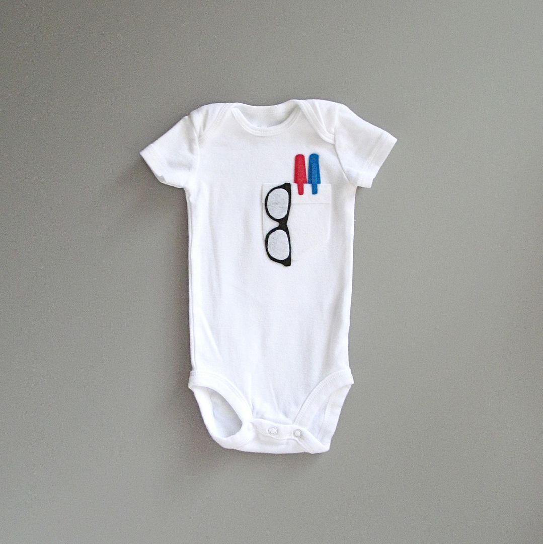 Geeky baby onesies: Geeks Rule 