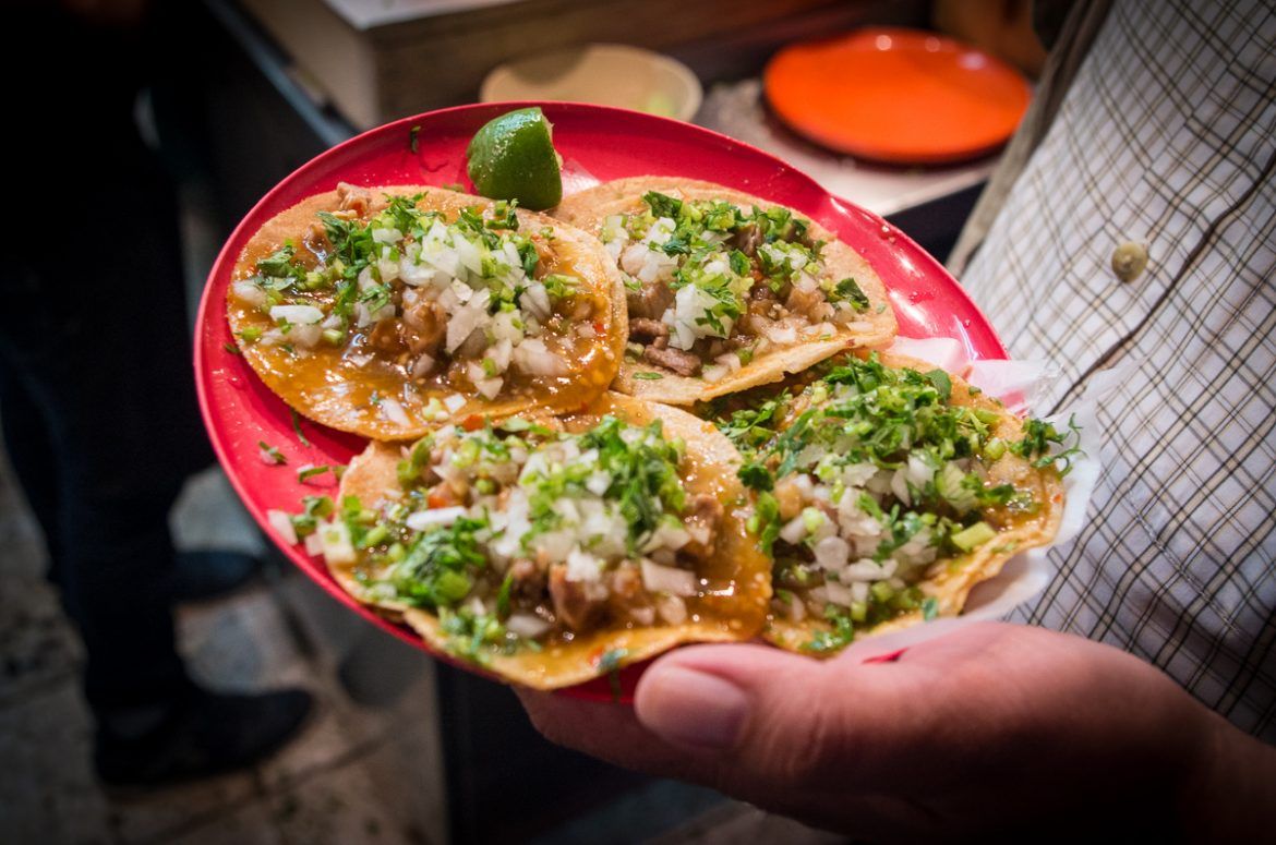 Favorite Mexican food and cooking blogs: The anatomy of a taco at What's Cooking Mexico