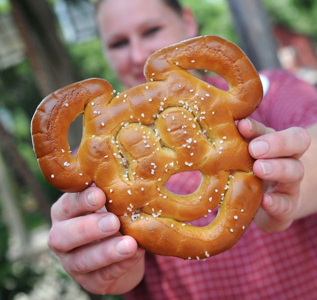 Best Disney snack credit items: Mickey Pretzels | Photo via Disney Parks Blog