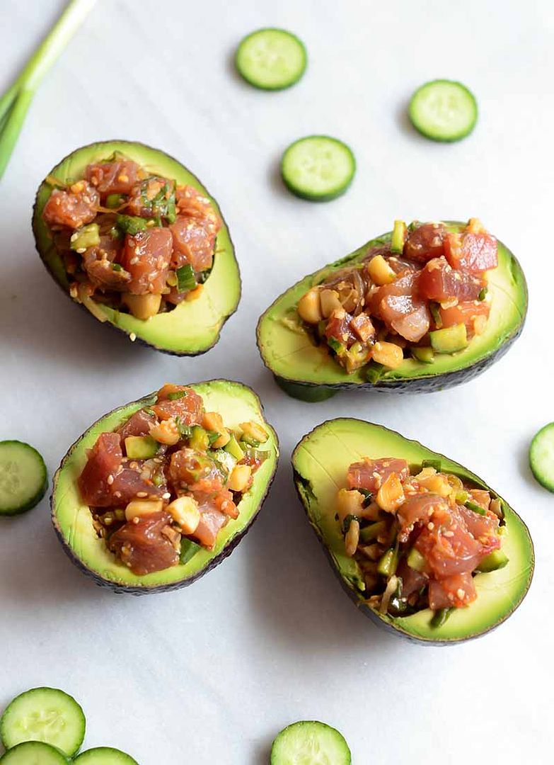No-cook dinner recipes: If your family likes sushi, this Ahi Tuna Poke salad is destined to be a hit. | The Fit Blog
