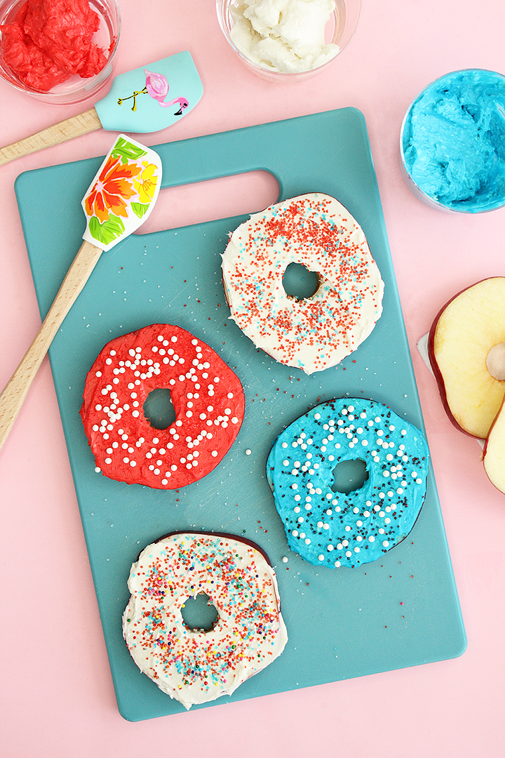 4th of July treats kids can make themselves: Apple "Donuts" | Glitter and Bubbles