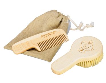 wooden brush and comb set at giggle | baby shower gift guide wooden brush and comb set at giggle | baby shower gift guide