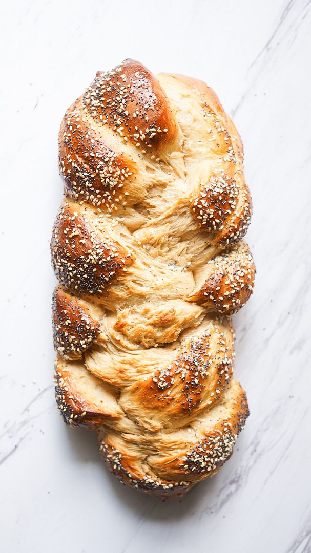 Hanukkah recipes: Can't wait to try this gorgeous Braided Herb Challah Bread. So fluffy! | Kitschen Cat