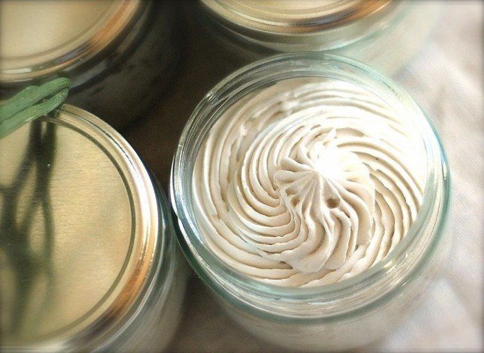 Another unexpected use for coconut oil on our list of 12 awesome ways to use coconut oil: This gorgeous Homemade Eye Serum from Makeup and Beauty