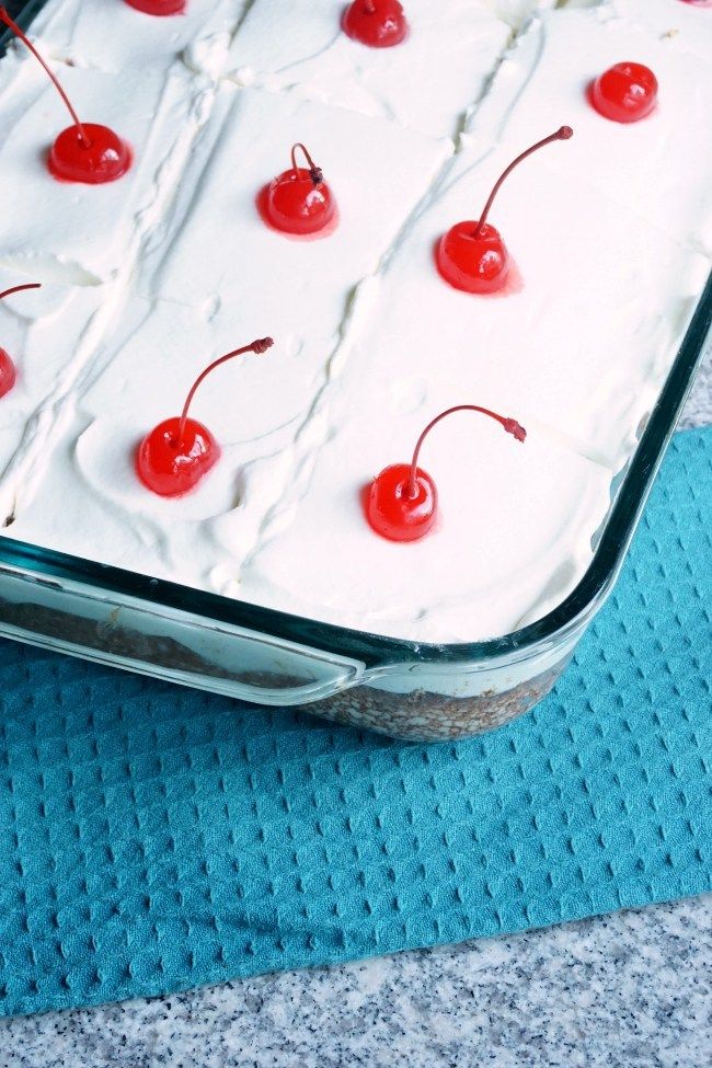 This heavenly Tres Leches recipe is the perfect ending to your Cinco de Mayo meal. In fact, it's easy enough that it can be a great end to nearly any meal! | It's Autumn's Life.