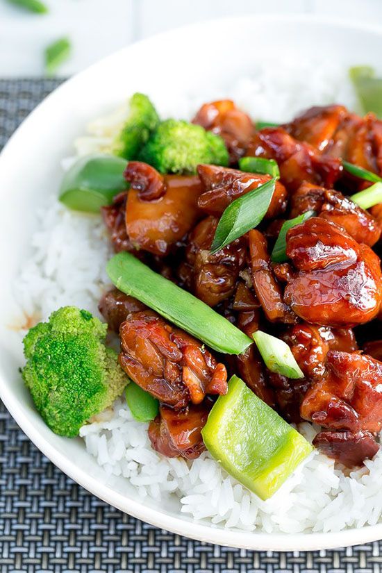 At the end of the day, you can't be a good, easy chicken stir fry like this Simple Chicken Teriyaki Stir Fry at Cafe Delites. It's perfect for the kids—and parents, too.