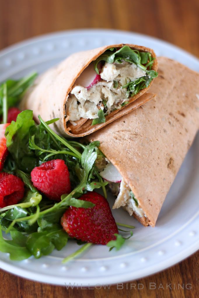 No-cook dinner recipes: Love this light, refreshing Blue Cheese Chicken Salad wrap from Wilowbird Baking.