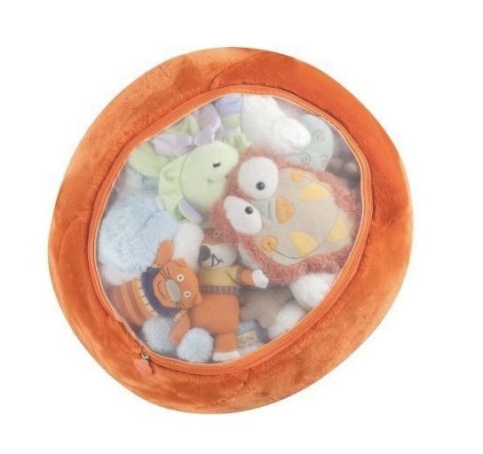 Too many animals to organize? Try zipping them up into this awesome Boon Animal Bag for a smart stuffed animal storage solution
