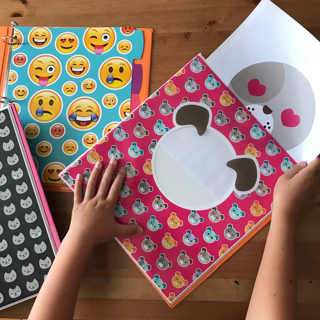 Coolest emoji accessories for back to school: Emoji binders from our sponsor Avery