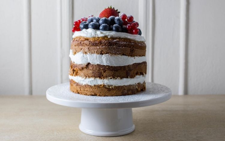 Healthy birthday smash cake recipes: Honey Oat Smash Cake at Yummy Toddler Food