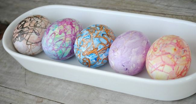 Easter egg decorating ideas: Melted Crayon Wax Easter Eggs from Jenna Burger