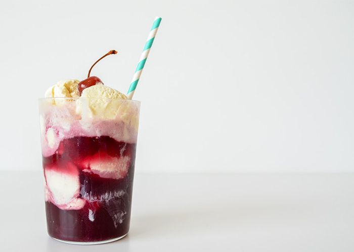 Ice cream floats: How to improve the traditional ice cream float? Add booze. Can't wait to try this Red Wine Float! | The Juice