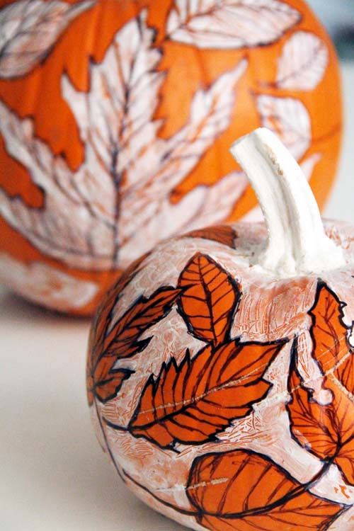 Decorate pumpkins with black sharpie: Love these pretty Sketchbook Pumpkins from Alisa Burke. 