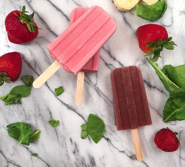 Dessert recipes with vegetables: Smoothie Pops with Spinach and Banana | The Sits Girls