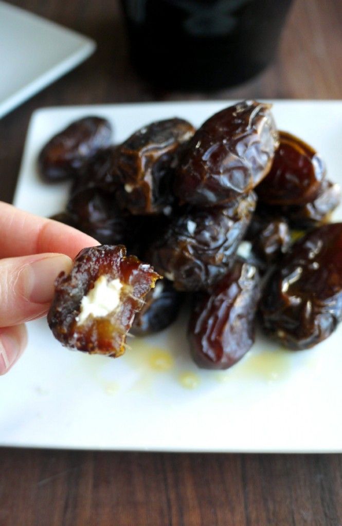 Gluten-free Thanksgiving recipes: GF folks need appies too! Love these Medjool Stuffed Dates with Honey Laced Goat Cheese at Healthy Recipe Ecstasy. 