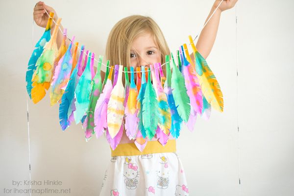 Last minute Thanksgiving ideas: paper feather garland by Krisha Hinkle for I Heart Naptime