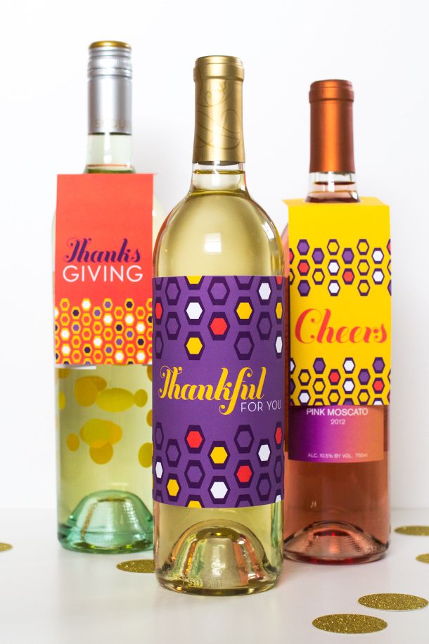 Free Thanskgiving printables: Crazy about the colors of these Printable Thanksgiving Wine Tags from Sarah Hearts. I may need all three! 
