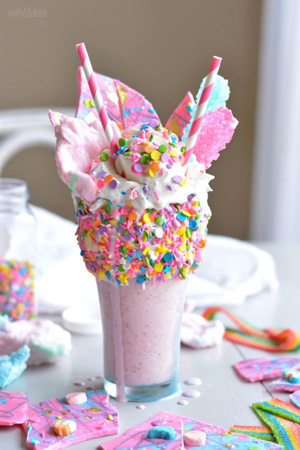 Unicorn birthday party ideas: Unicorn Bark Milkshakes at Beth Cakes