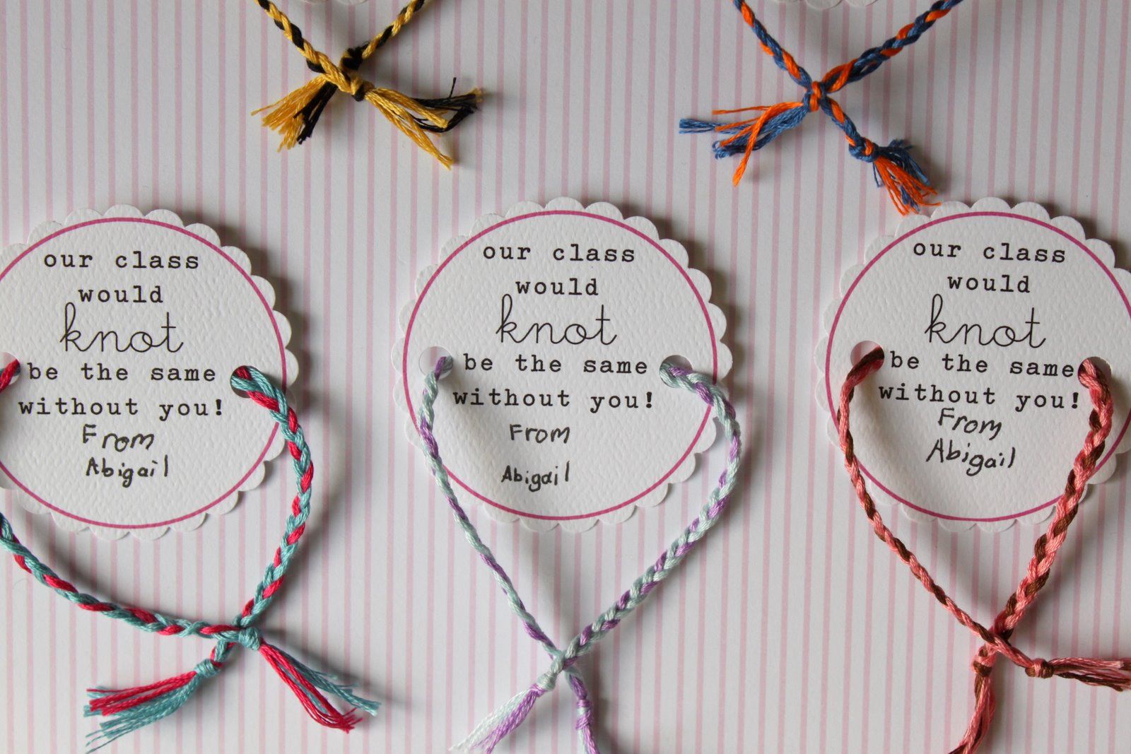 Non-candy Valentine's Day classroom treats: Friendship bracelets with free printable from Dandee A Happily Crafted Life.